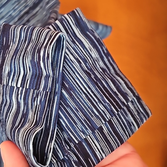 Under Armour UV 50 Exercise/Yoga/Rash Guard- S - Picture 5 of 7